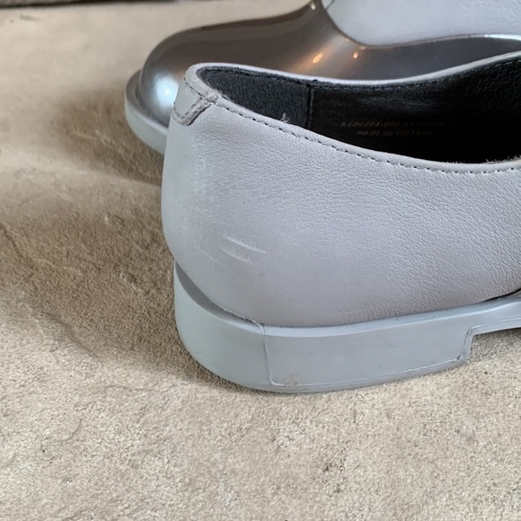 camper size 5 grey and silver shoes - Picture 6 of 7